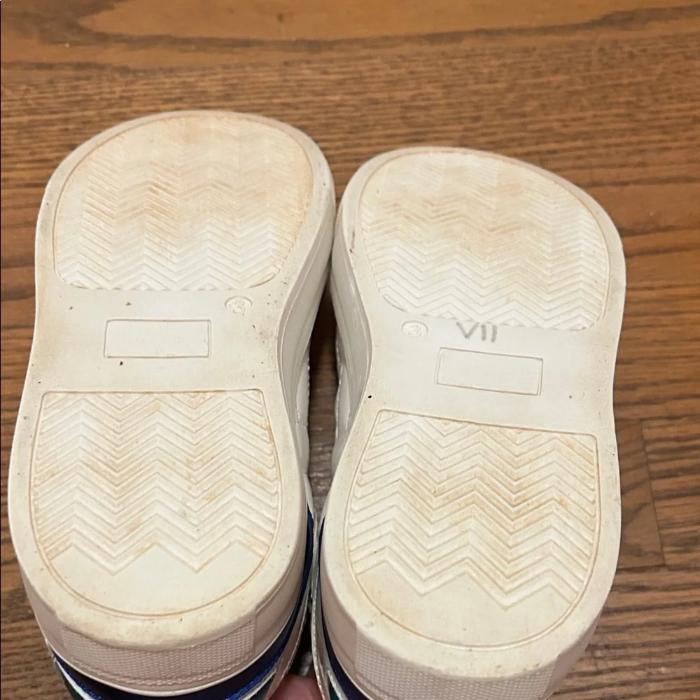 Kurt Geiger of London Mini Southbank Metallic Sneakers size 3 - Picture 5 of 9